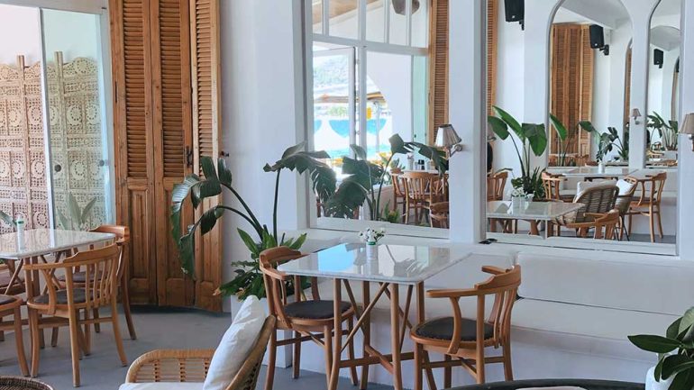 a room with a table and chairs